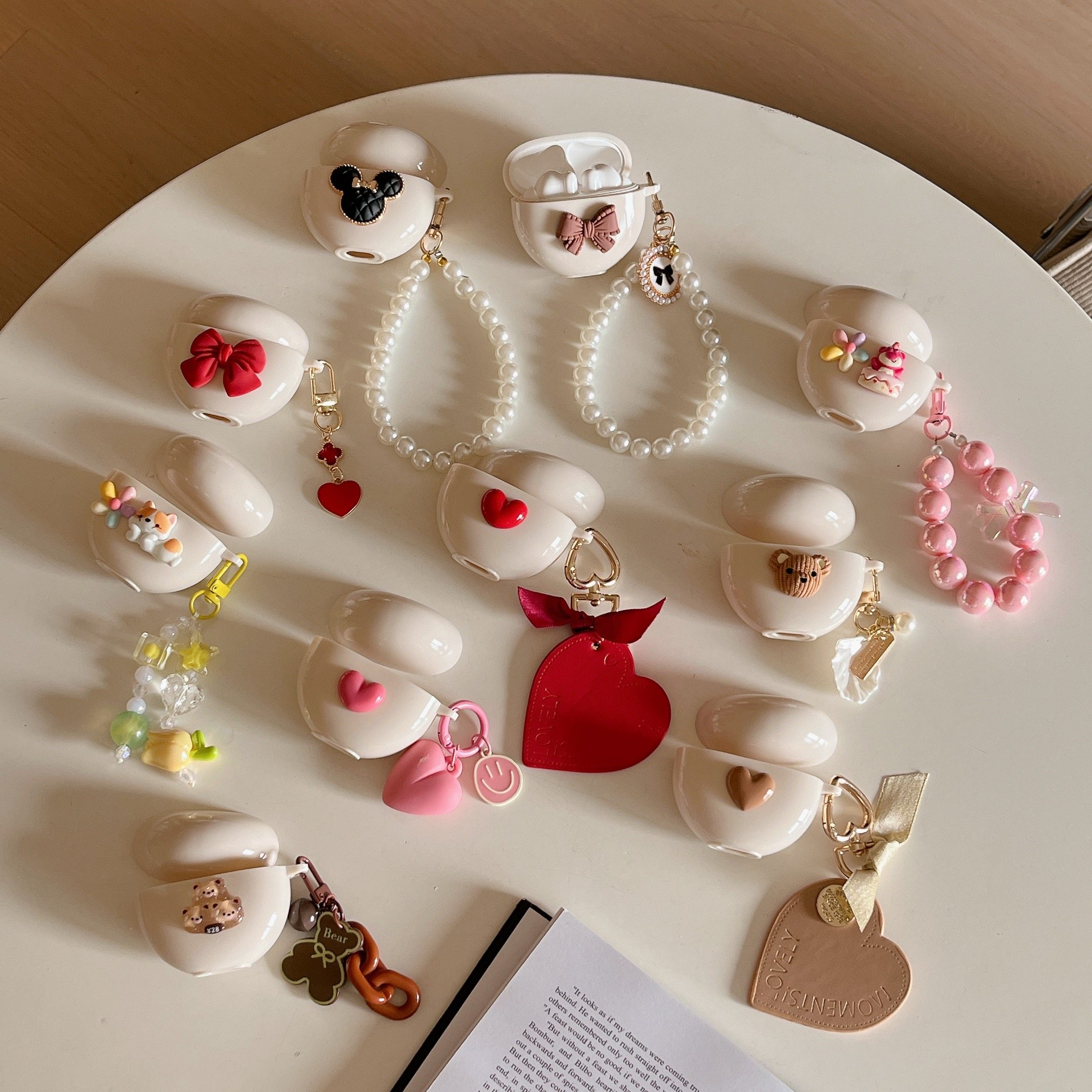 奶油白光面华为freebuds4e 2024款耳机壳华为Free Buds 4蓝牙耳机保护套创意diy硅胶全包立体爱心buds4女适用