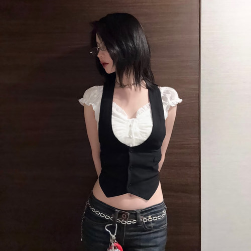 IAEY~asa同款学院风假二件马甲小飞袖T恤收腰开叉燕尾露脐上衣夏