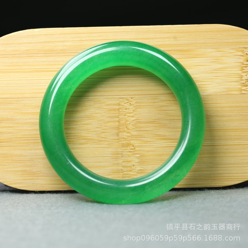 2026天然绿玛瑙冰透圆条手镯飘绿正圈玉镯女士珠水晶时尚百搭玉镯