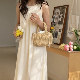 跨境手工编织水桶包女百搭单肩手拎包度假沙滩编织包包2026春新款
