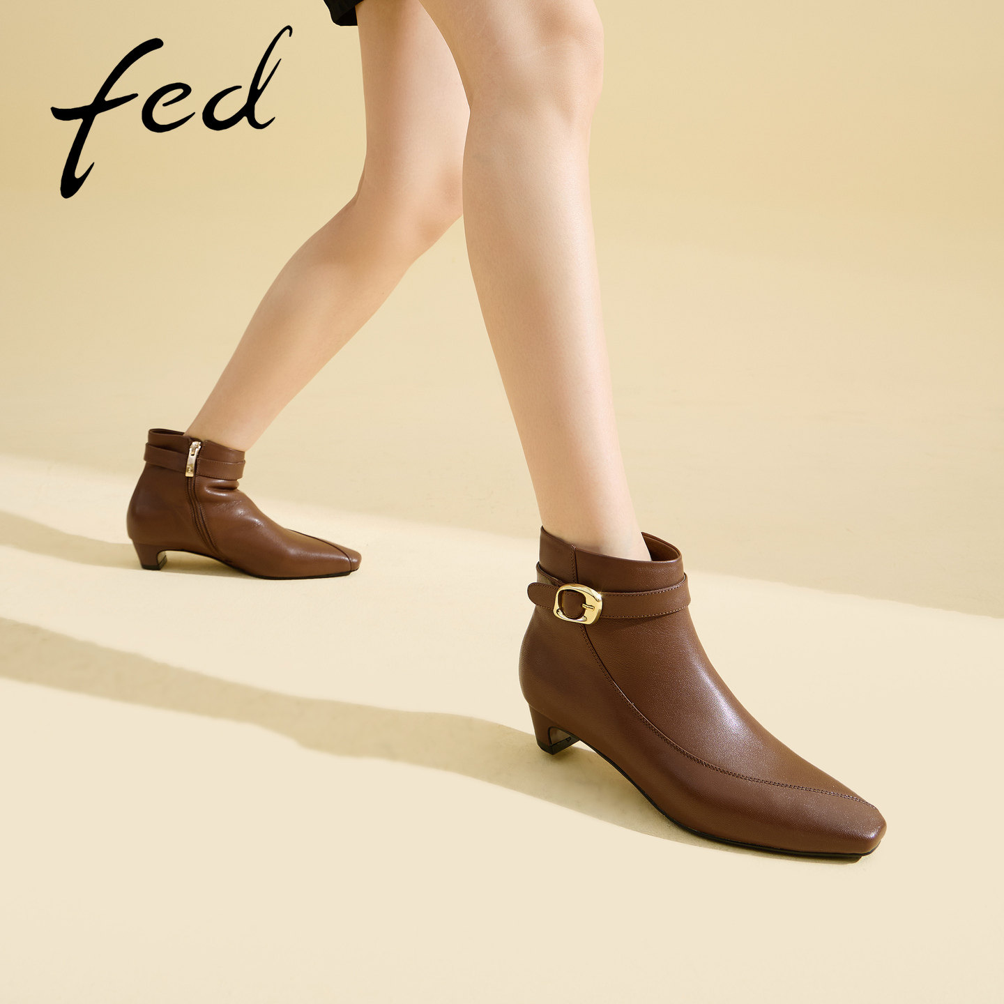 fed秋季真皮短靴女方头粗跟