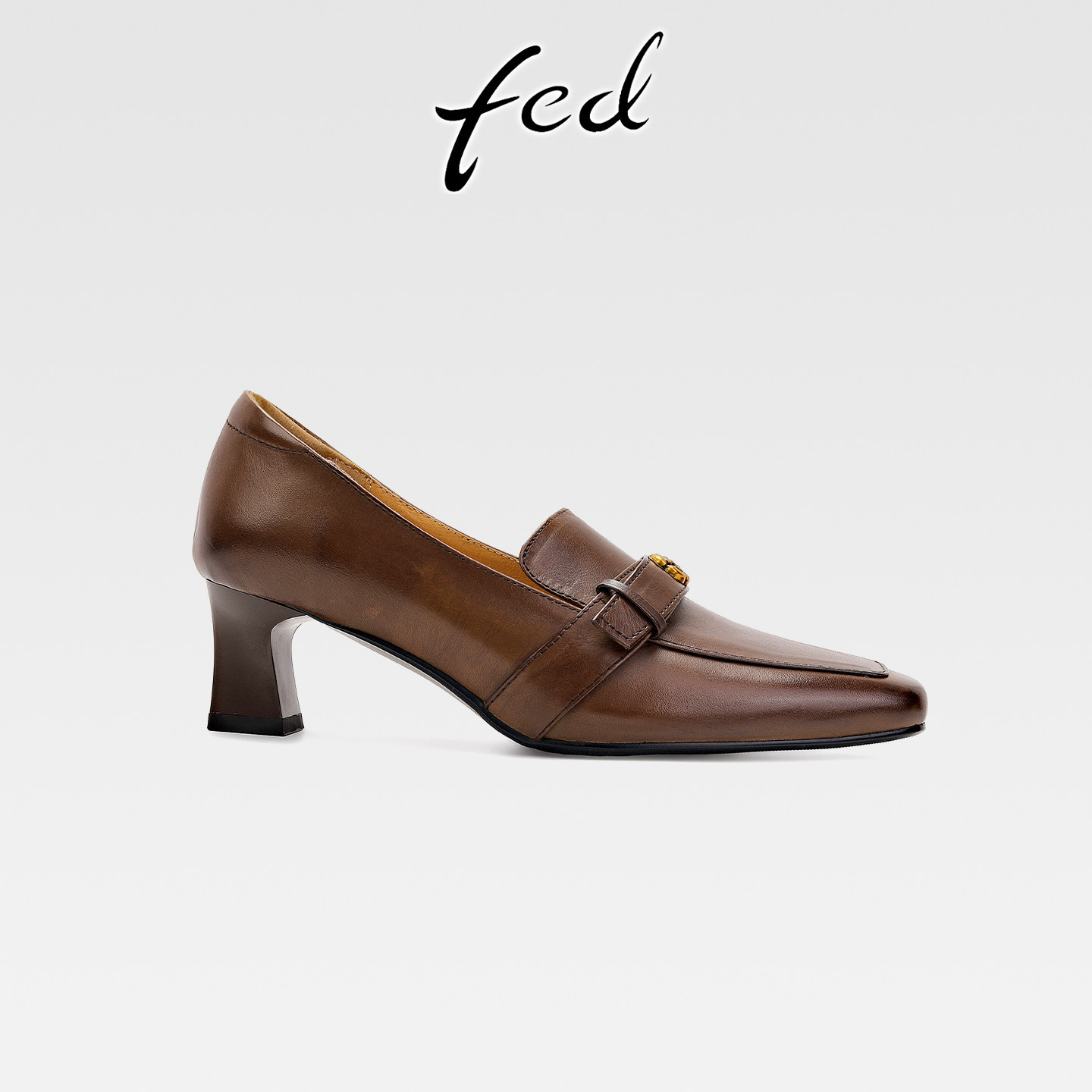 fed法式复古真皮粗跟小皮鞋女春秋款一脚蹬气质方头浅口高跟单鞋