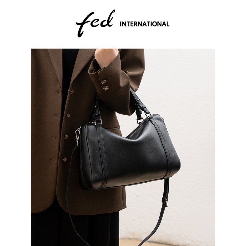 fed头层牛皮真皮女包枕头波士顿包斜挎包单肩包休闲大容量BFA9495,箱包皮具/热销女包/男包,通用款女包,淘宝优惠券,粉丝福利购,淘宝优惠卷
