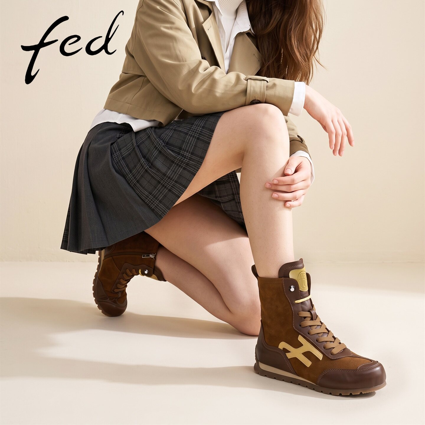 fed真皮高帮系带平底马丁靴女