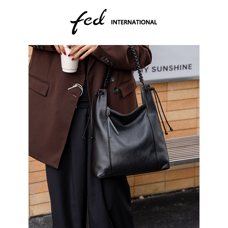 fed女包单肩包黑色简约牛皮革方形托特包腋下包2026年新款BFA9053