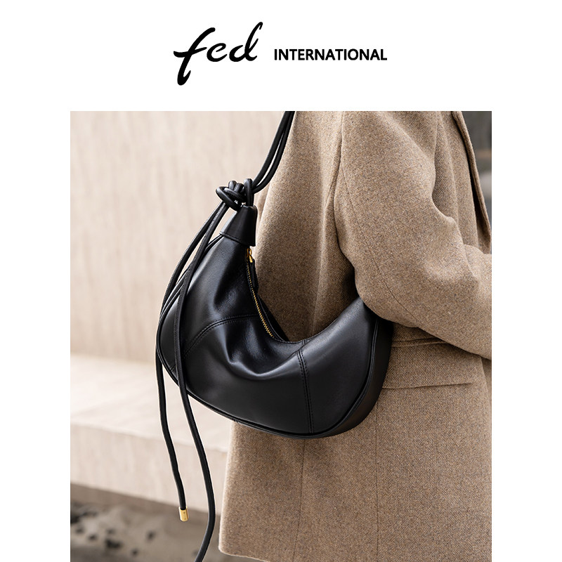 fed柔软羊皮新月包百搭款单肩包时尚百搭腋下包手提包真皮BFA9119