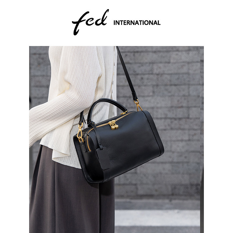 fed头层牛皮真皮女包斜垮单肩波士顿包雅丹风枕头包BFA9279