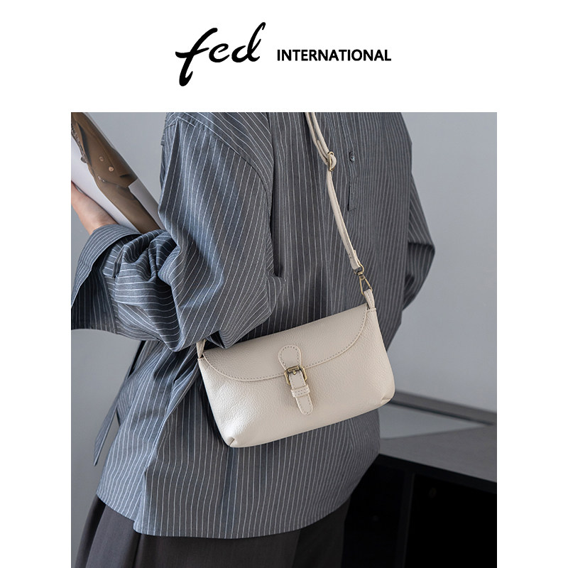 【618推荐】fed女包真皮单肩斜挎包信封包通勤手机小方包BFA9207