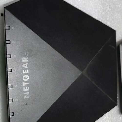 议价NETGEAR网件S8000交换机，型号GS808E，8口千可维修
