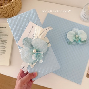 蓝色系礼物包装 饰纸ins风 纸高级感泡芙压纹纸diy节日礼品纸鲜花装