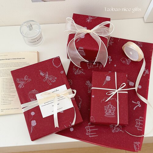 复古酒红色童话木马雪梨纸浪漫红色系纪念日礼物包装纸伴手礼装饰