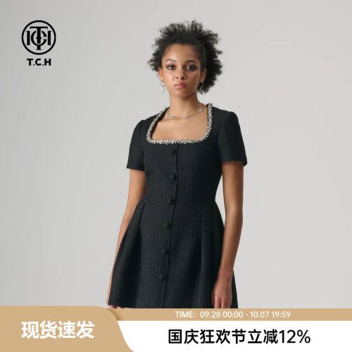 轻奢短袖修身TCH新款2024