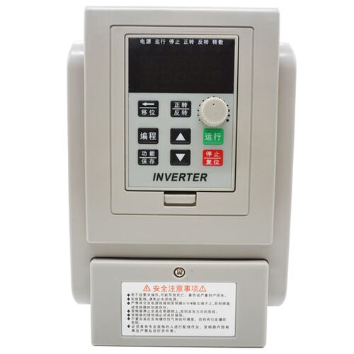 单相变频器220V变速控制器1.5KW潜水泵调速器免拆电容电机风机柜f