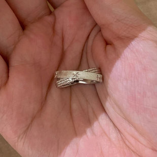 水晶记小双环星芒交叉戒指女款轻奢小众高级感秋冬食指戒精致指环