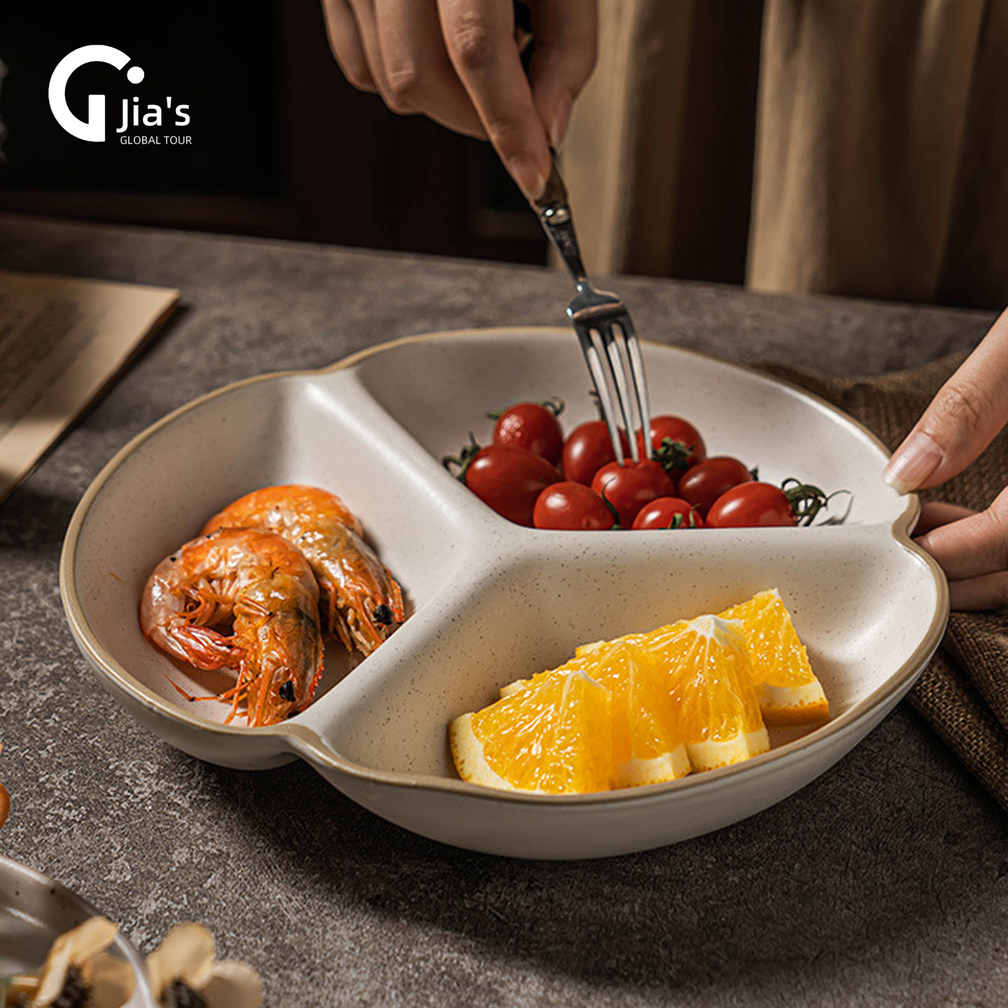 JIA'S日式侘寂风陶瓷三分格餐盘辅食盘子211减脂餐盘分格减肥专用