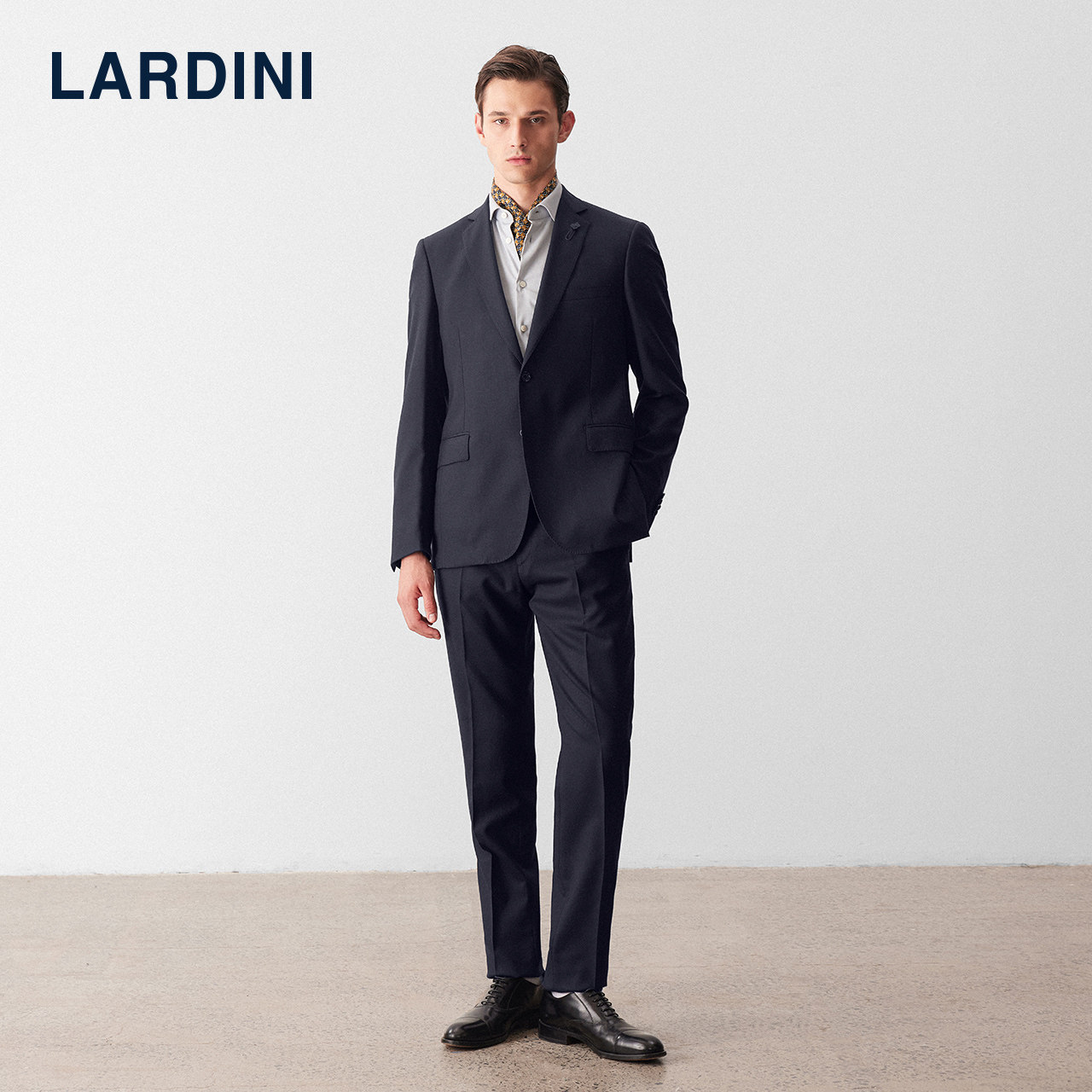 LARDINI意大利进口羊毛西服套装