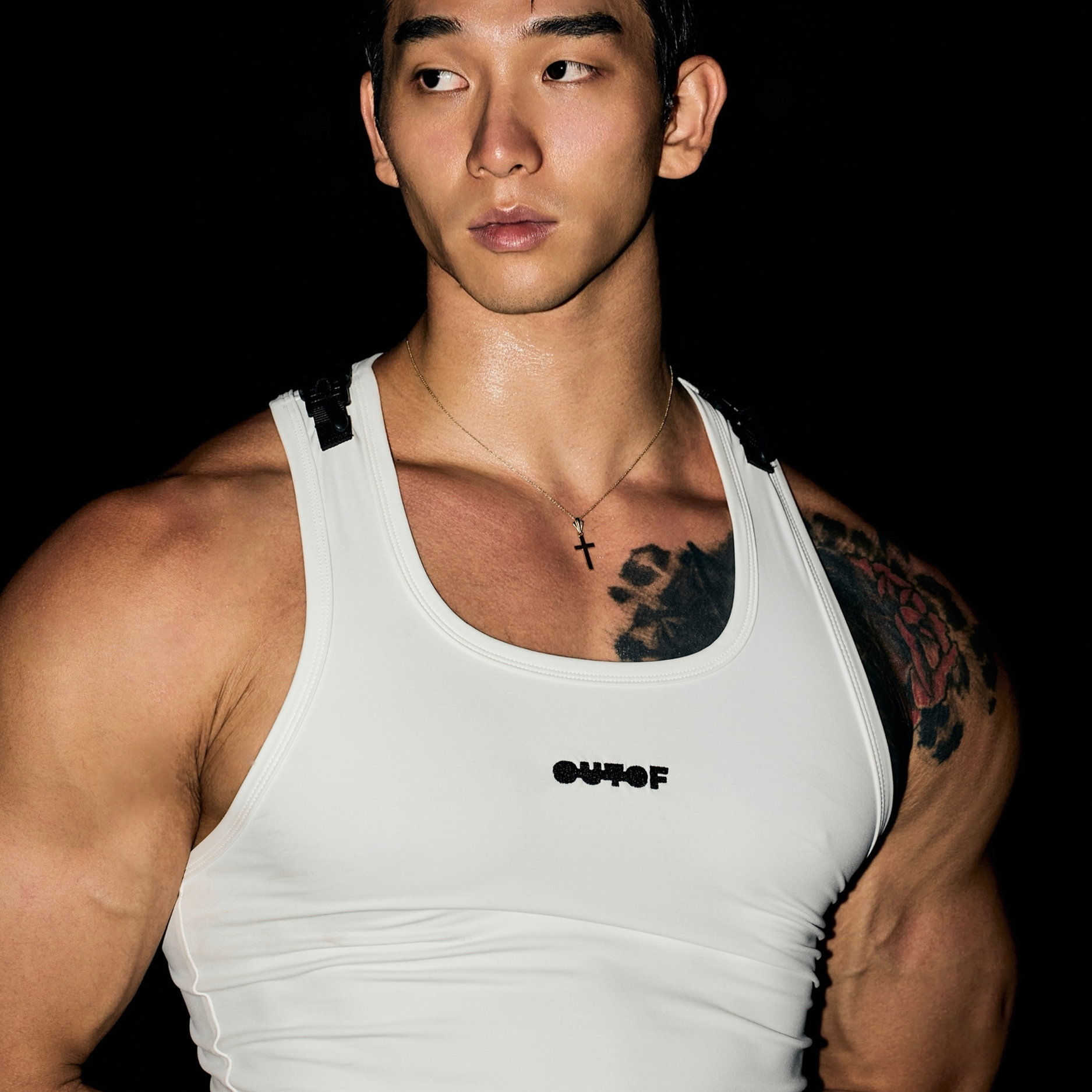 OUTOF - 款号123 yoga弹力速干面料 锁扣紧身坦克背心