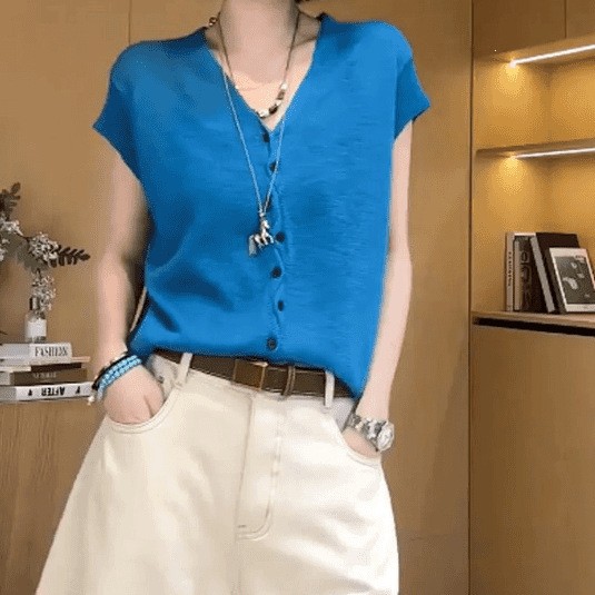 高级感冰丝V领短袖T恤针织衫女夏季宽松显瘦时尚蓝色系扣洋气上a9