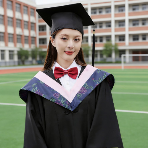 学士服粉领大学生毕业礼服