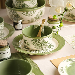 黛绿陶瓷碗家用2025新款高颜值饭碗餐具套装碗碟盘子好看的碗