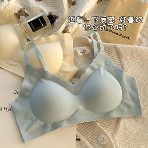 欧若纹果冻条光面无痕内衣女小胸聚拢防下垂新款文胸