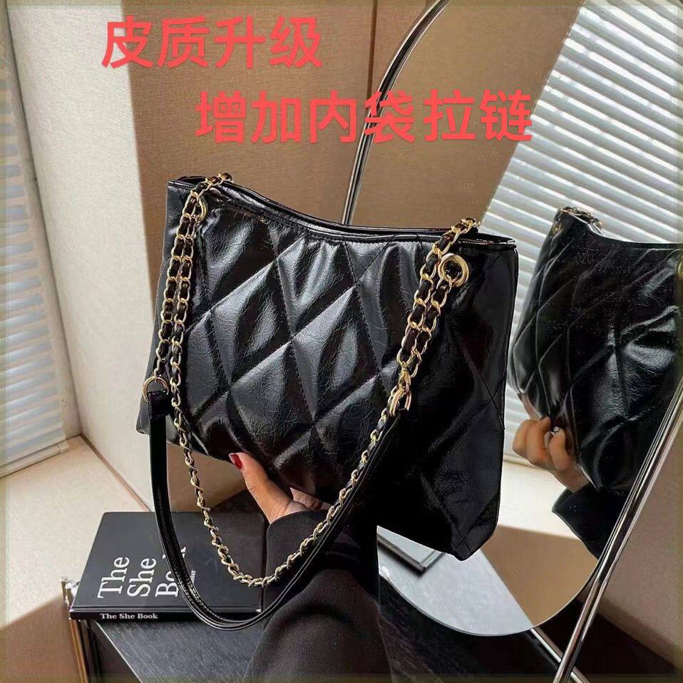 秋菱格大包包2026新款潮时尚网红单肩斜挎包大容量女链条百搭ins