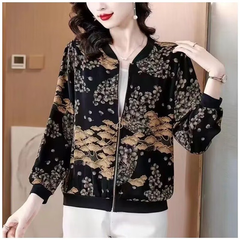铂瑾女装时尚印花棒球服2026夏季女士款轻薄防晒服中老年夹克外a2