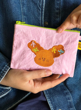 BLUUF TAG原创可爱小狗刺绣零钱卡包证件口红耳机便携式收纳小包