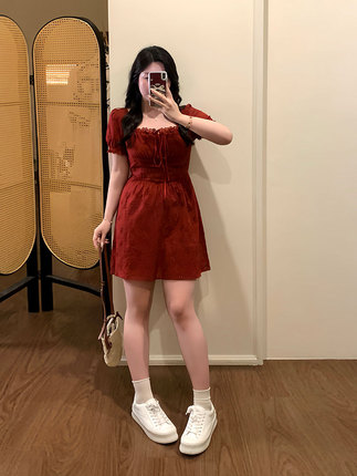 Little sunflower cauliflower fat custom [red rose/yellow wind chime] retro, white hollow red dress female summer