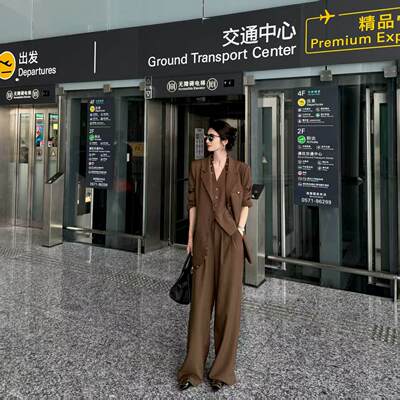 【春春Spring】法式复古高级感马甲短裙西装三件套装D53TZC3121