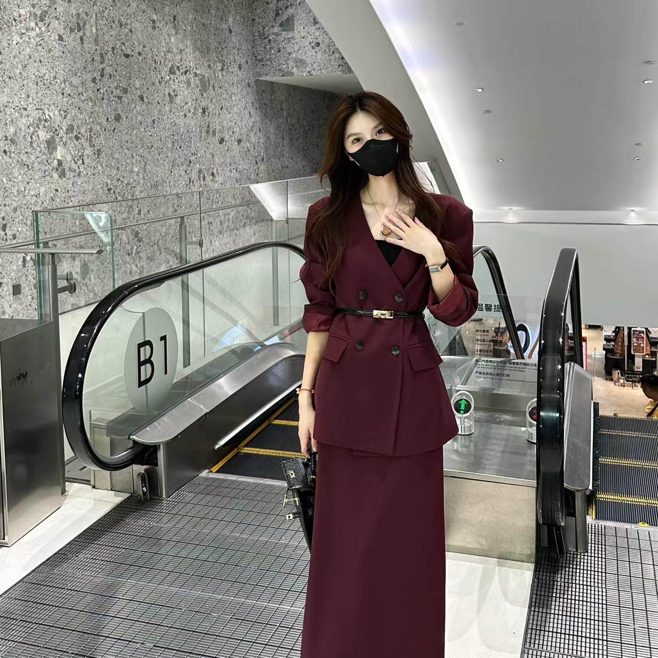 【春春Spring】Liixu显瘦气质小众高级感无领西服半身裙XZ1300