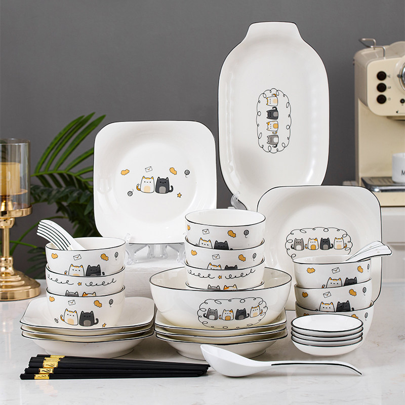 可爱饭碗碟套装家用菜盘子卡通组合陶瓷碗勺筷碗盘套装微波炉餐具
