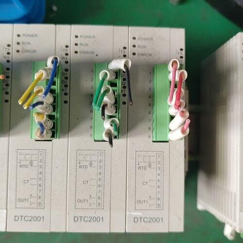 议价台达温度模块DTC2001可维修