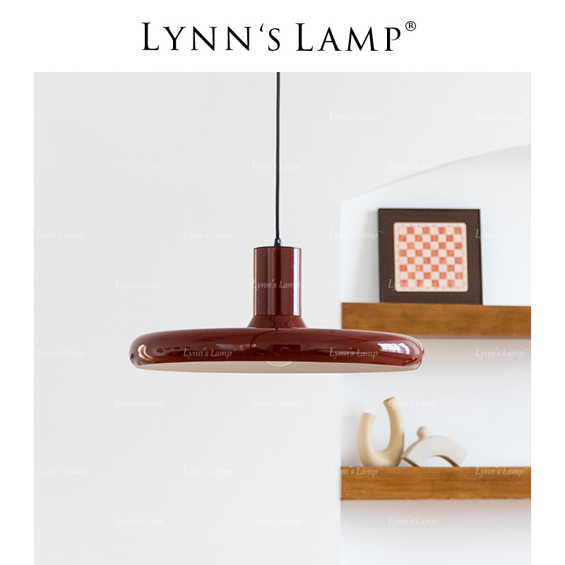 立意餐厅吧台中古红色吊灯