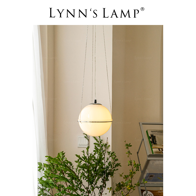 Lynn's立意包豪斯床头吊灯卧室飘窗玻璃奶白复古圆球中古单头