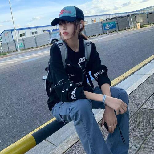 美式复古赛车竞速字母印花长袖t恤女秋季设计感宽松休闲百搭上衣