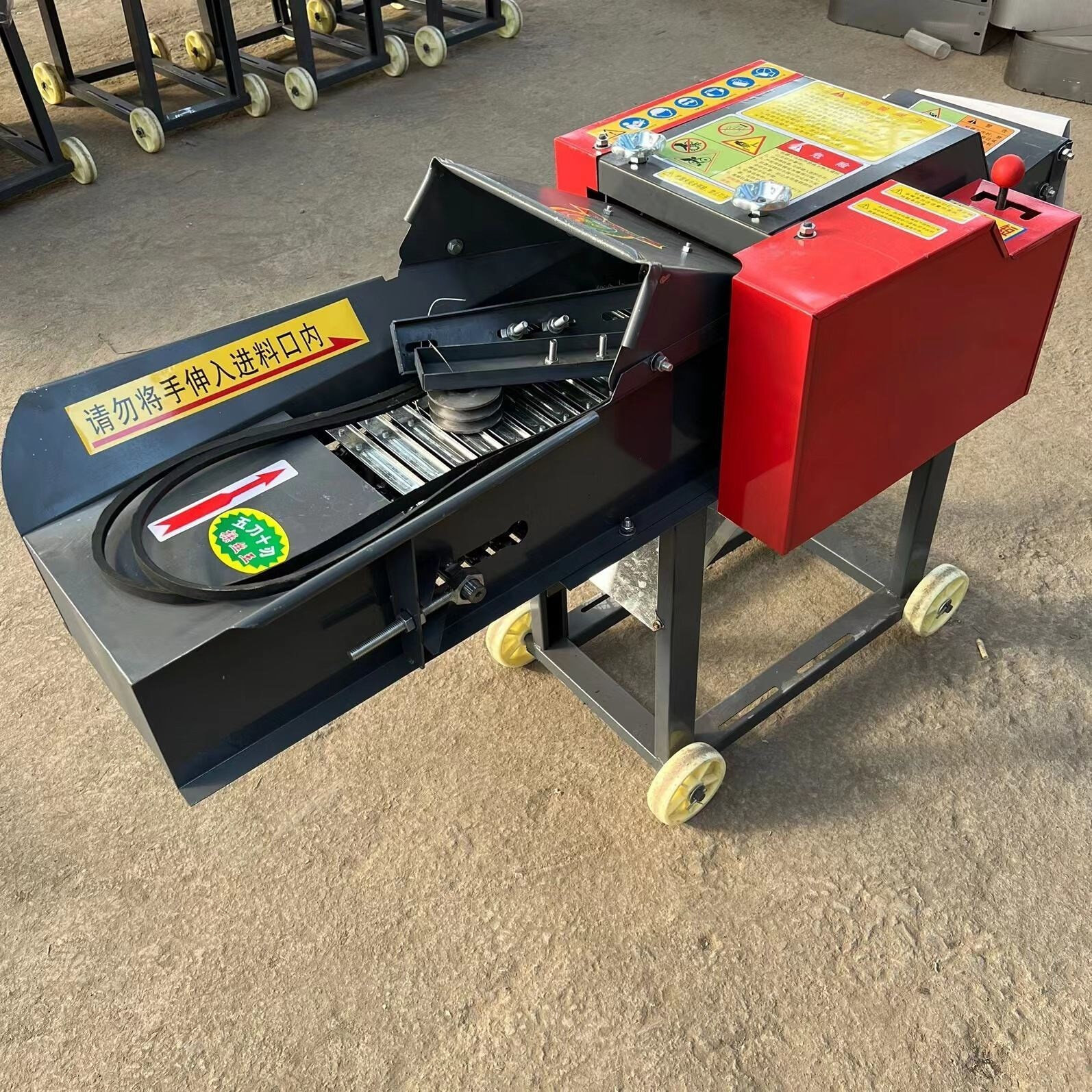 新型铡草机揉丝机一体多功能粉碎机干湿两用养牛P羊切草机秸秆220