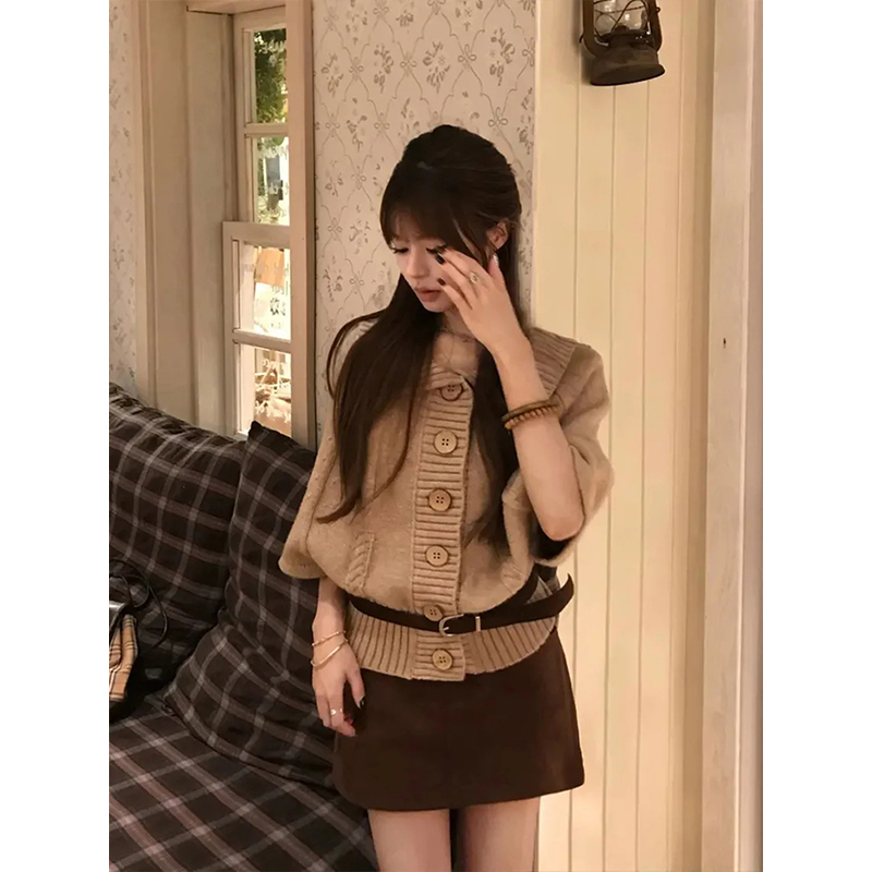 针织斗篷毛衣外套+短裙两件套女