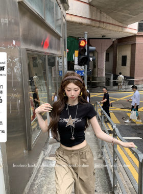 HuoHuo 豹纹星语 街头甜酷2026夏季新款上衣女豹纹字母五角星T恤