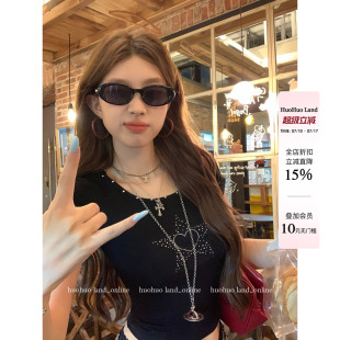 HuoHuo 欲辣甜星 美式辣妹2026夏季新款女星星铆钉后背系带T恤