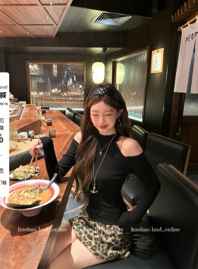 HuoHuo 香肩墨莉 酷感辣妹 2026春夏新款上衣女立领挂脖露肩T恤