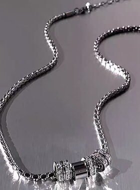 钛钢闪锆圆环吊坠项链冷淡风