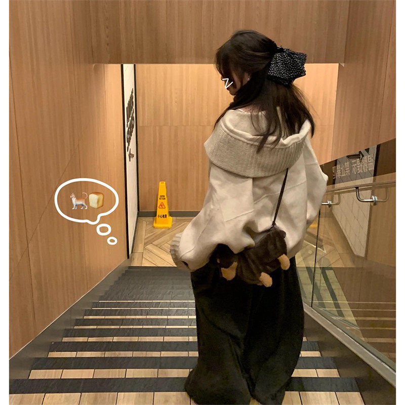 韩系复古燕麦色拼接斗篷针织外套女早春慵懒风宽松显瘦设计感上衣,女装/女士精品,短外套,淘宝优惠券,粉丝福利购,淘宝优惠卷