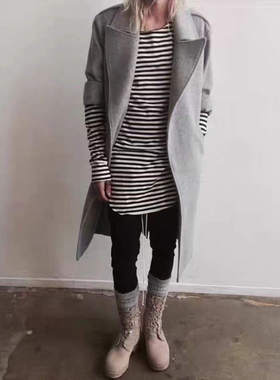 明亮叔出品领口毛边龙骨对位条纹打底3rd高街叠穿潮流长袖T恤