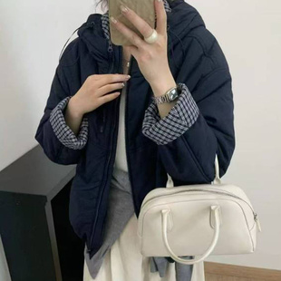 2025秋冬款 休闲简约撞色连帽夹棉外套棉衣女显瘦百搭加棉保暖棉服