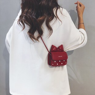 高级感酒红色洋气迷你包包女2025新款可爱精致口红包百搭斜挎小包