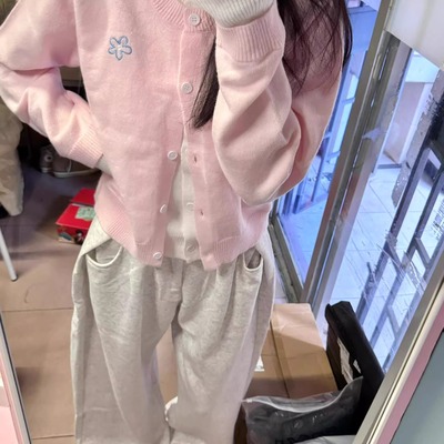 miu系穿搭粉色假两件开衫