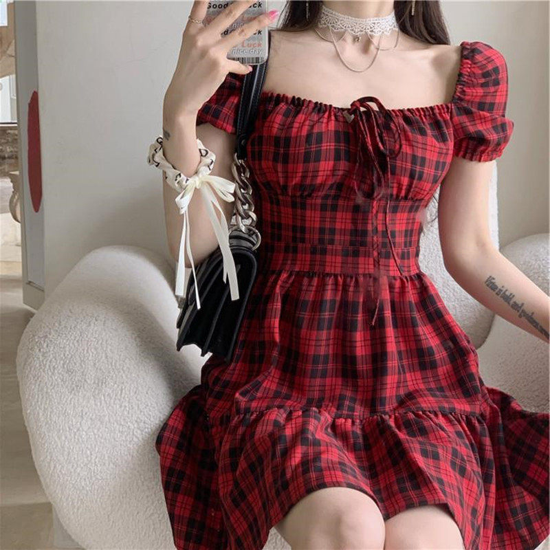 红色格子连衣裙夏装2022新款女法式经典小个子泡泡袖甜美初恋裙子