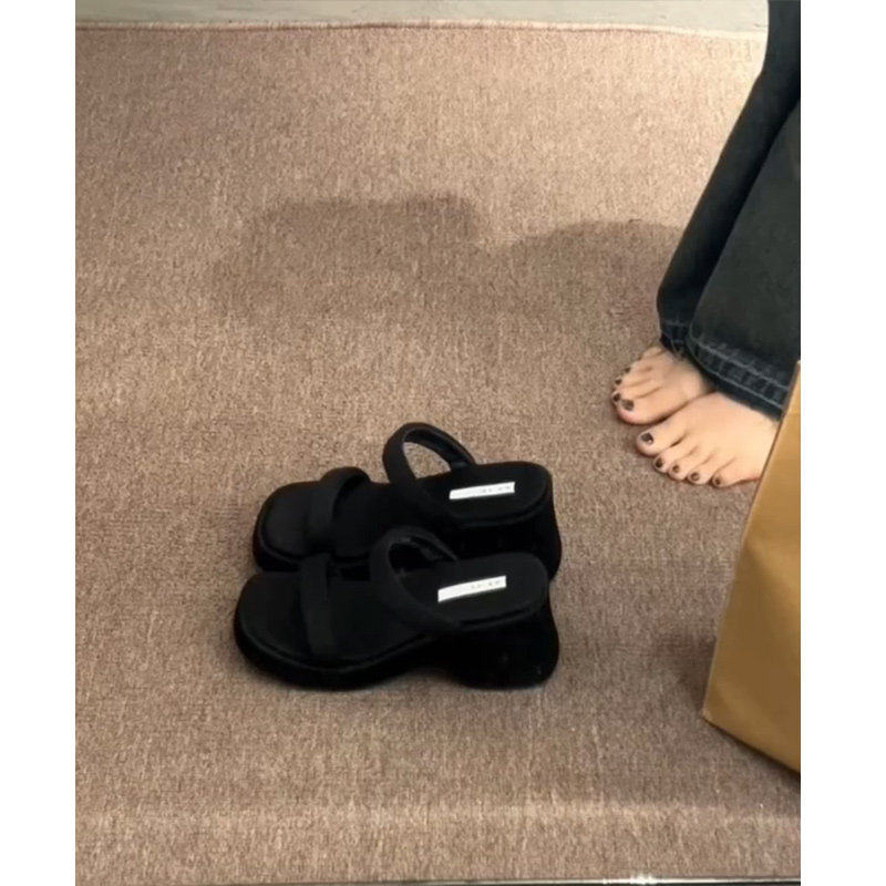 羊皮版~厚底凉鞋女复古黑色方头一字带小个子增高坡跟银色凉拖鞋