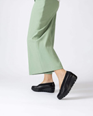 单鞋 WONDERS西班牙原产进口超轻厚底鞋 口拼接显瘦圆头纯色奶奶鞋